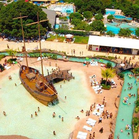 Lacqua Diroma Oficial - Diroma Acqua Park Incluido - Com Roupa De Cama E Banho 卡达斯诺瓦斯 外观 照片