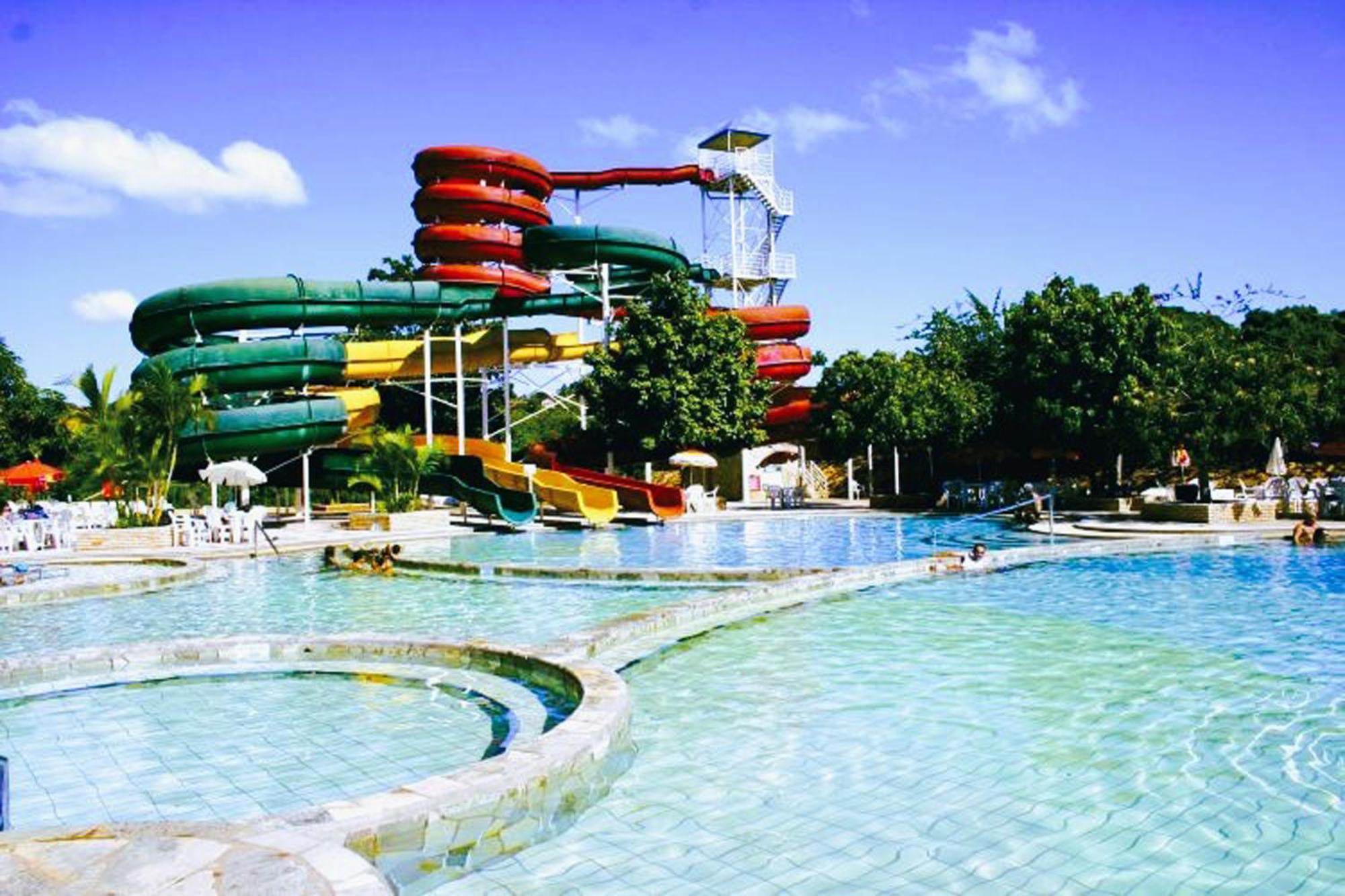Lacqua Diroma Oficial - Diroma Acqua Park Incluido - Com Roupa De Cama E Banho 卡达斯诺瓦斯 外观 照片