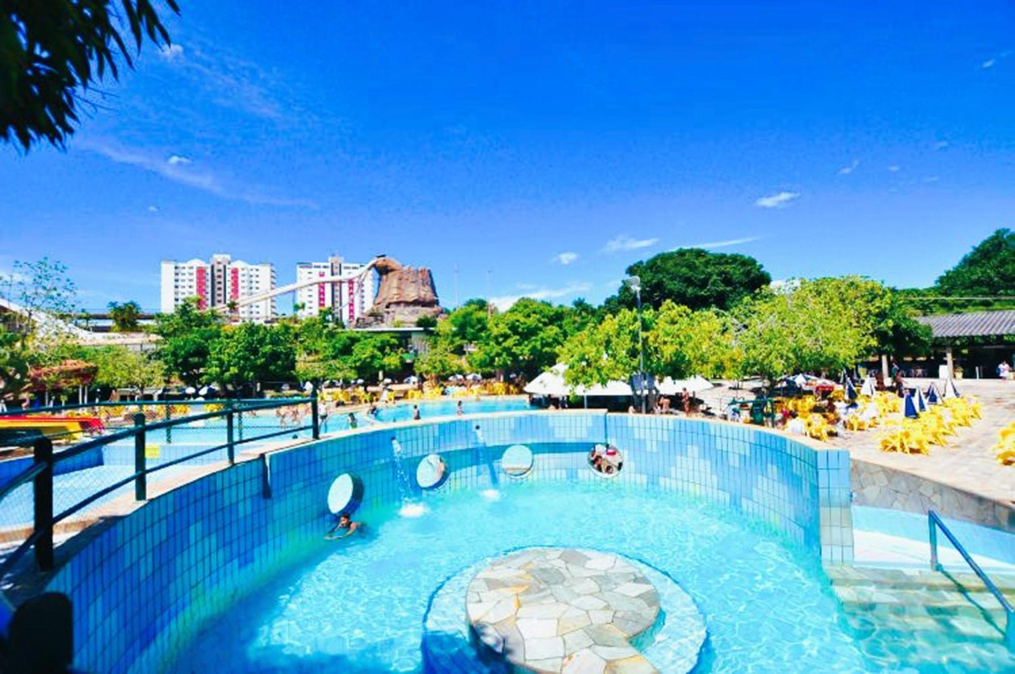 Lacqua Diroma Oficial - Diroma Acqua Park Incluido - Com Roupa De Cama E Banho 卡达斯诺瓦斯 外观 照片