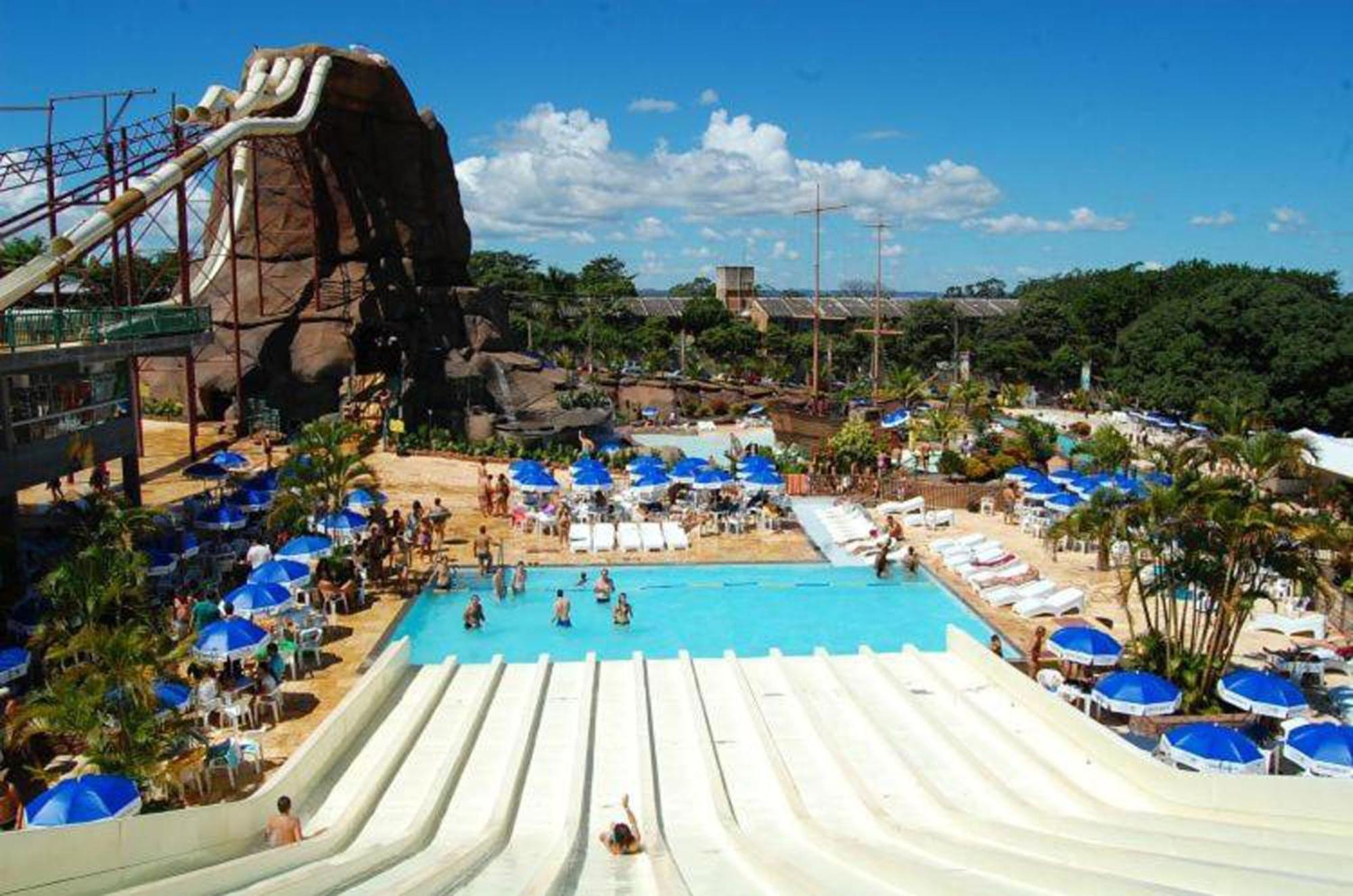 Lacqua Diroma Oficial - Diroma Acqua Park Incluido - Com Roupa De Cama E Banho 卡达斯诺瓦斯 外观 照片
