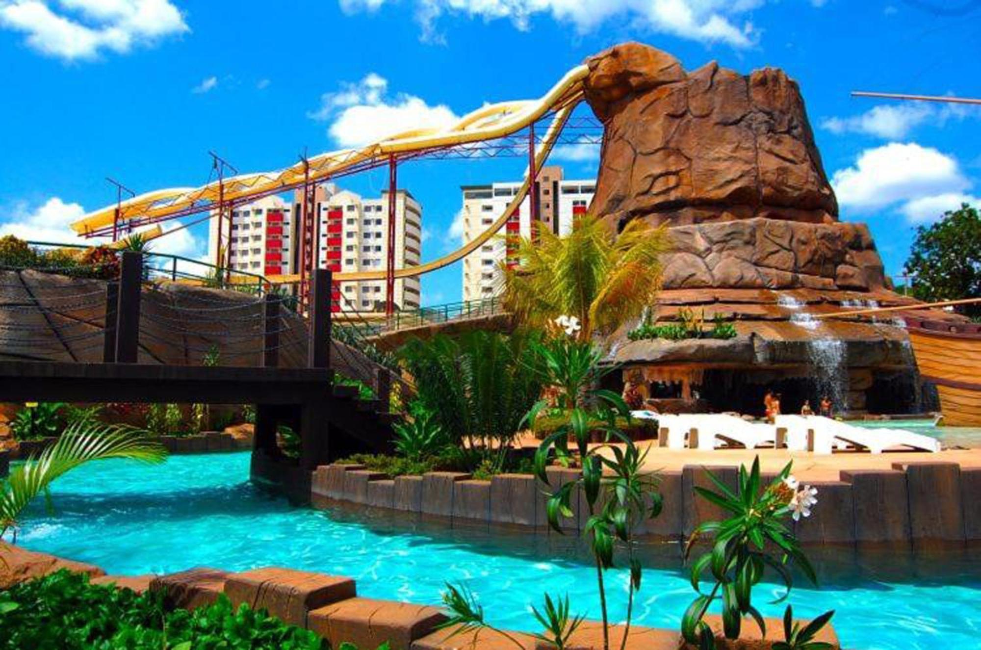 Lacqua Diroma Oficial - Diroma Acqua Park Incluido - Com Roupa De Cama E Banho 卡达斯诺瓦斯 外观 照片